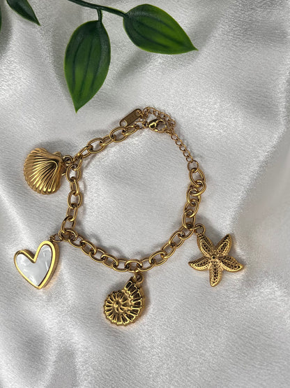 Bracelet 104